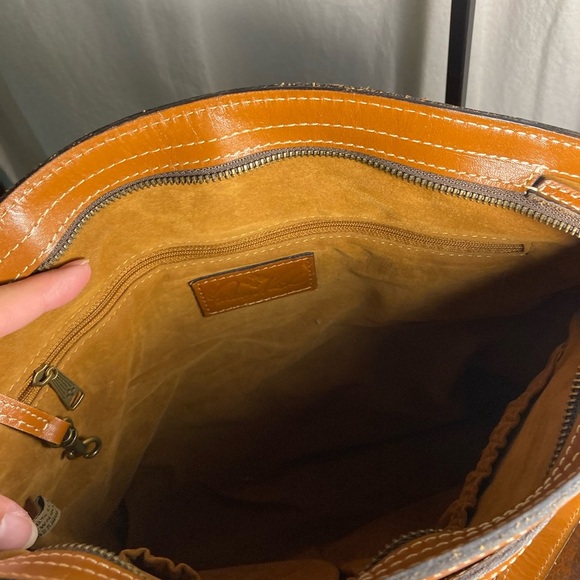 Patricia Nash Colorful Floral Tote and wristlet set - Picture 8 of 16